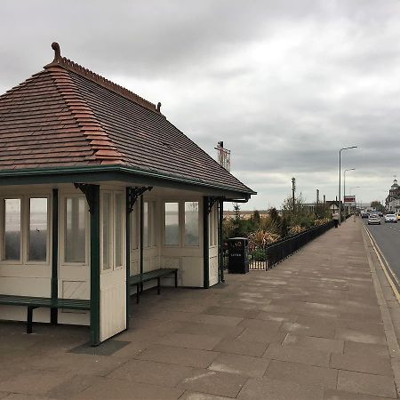 Lovely Sea Front House In Cleethorpes - Sleeps 6 Leilighet Eksteriør bilde