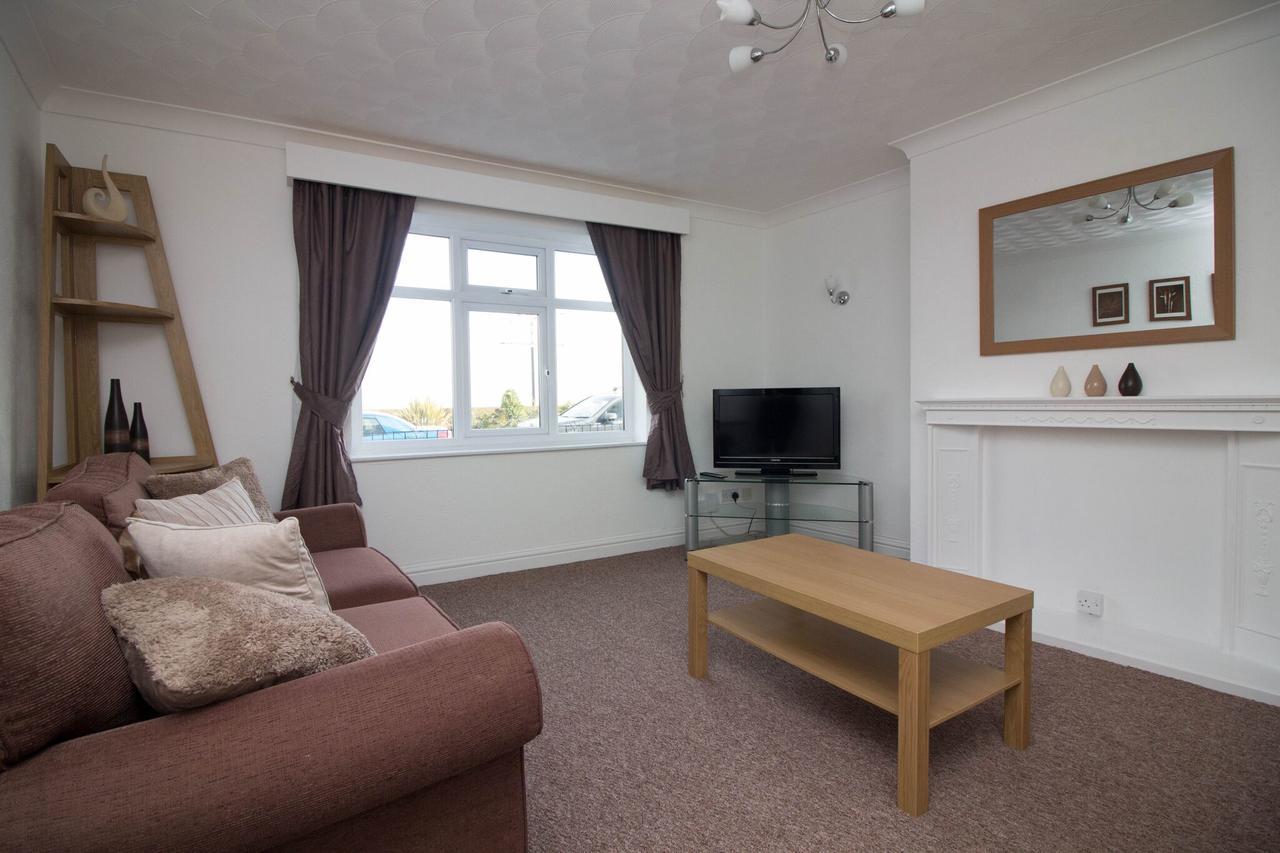 Lovely Sea Front House In Cleethorpes - Sleeps 6 Leilighet Eksteriør bilde