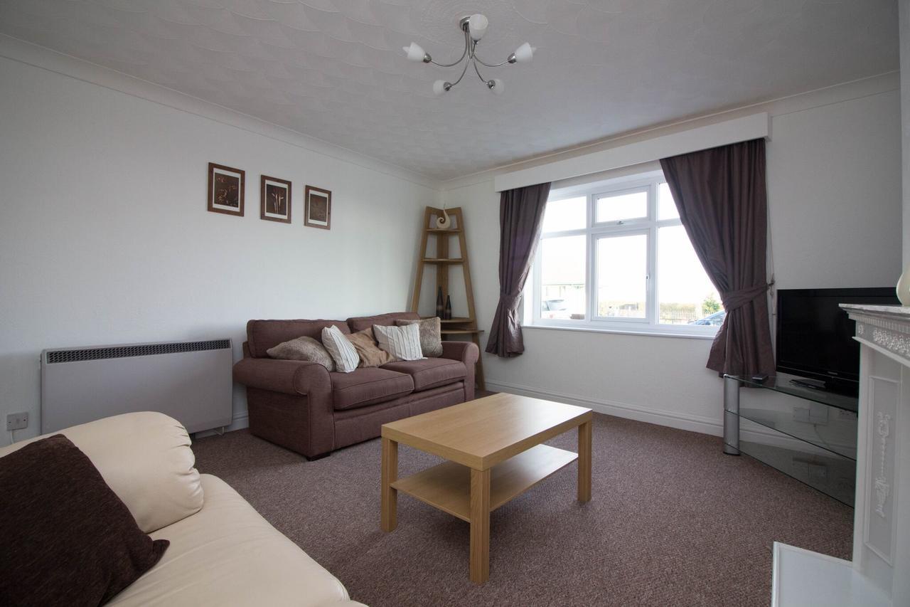 Lovely Sea Front House In Cleethorpes - Sleeps 6 Leilighet Eksteriør bilde